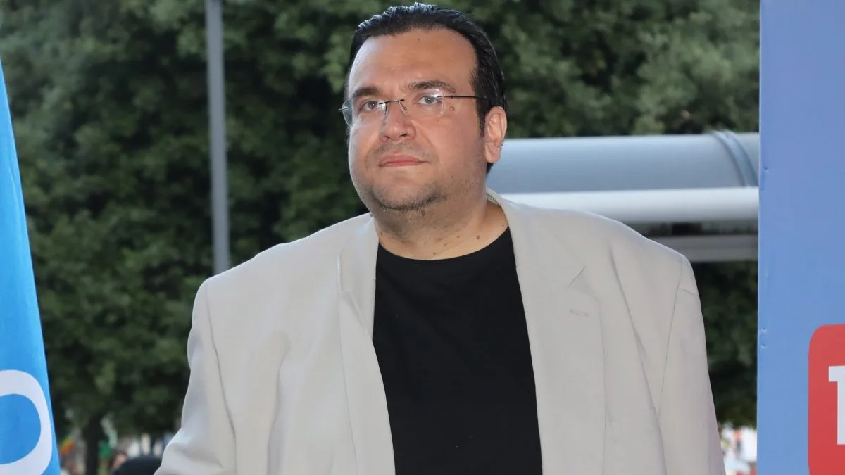 Έκτακτη είδηση σoκ - Φίλιππος Καμπούρης: Συνελήφθη μαζί με τη σύζυγό του για κ..