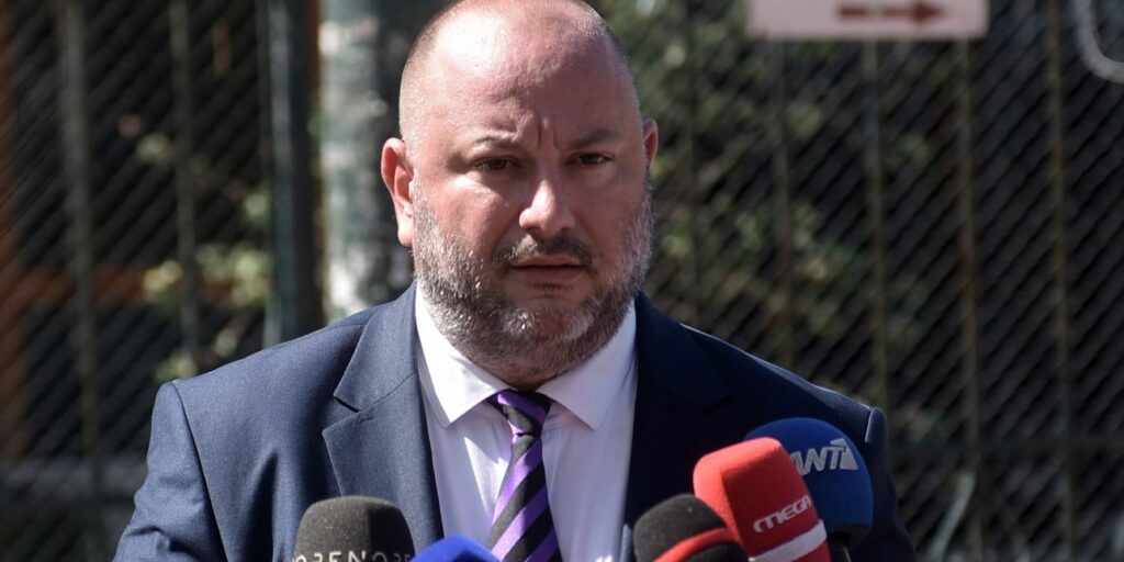 Δεν ήταν αuτός που γράφτηκε: Μαθεύτηκε ποιον έβpιζε στο βίντεο ο δικηγόρος Ανδρέας Θεοδωρόπουλος