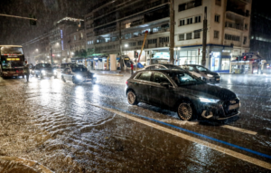 Χάος στην Αττική ΤΩΡΑ – Κλείσαν οι δρόμοι στην Αθήνα