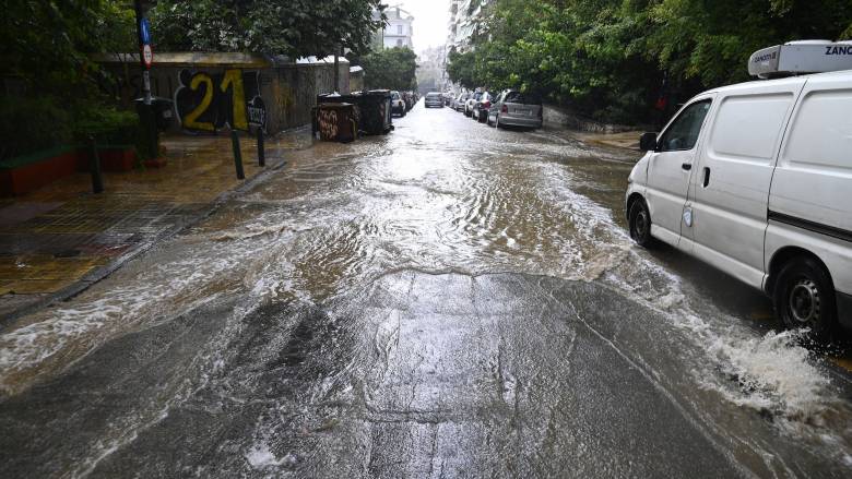 Έκτακτος συναγερμός – «Μέσα σε δύο μέρες μπορεί να πέσει η βροχή ολόκληρου του Οκτωβρίου»