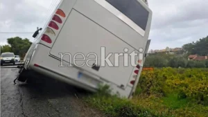Έκτακτο στην χώρα μας  Σοβαρό ατύχημα με σχολικό λεωφορείο δυστυχώς έχουμε