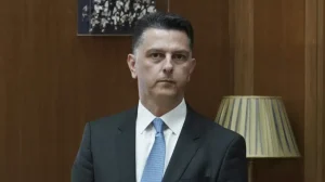 Παραιτήθηκε ο διευθυντής του πρωθυπουργικού γραφείου στη Βουλή