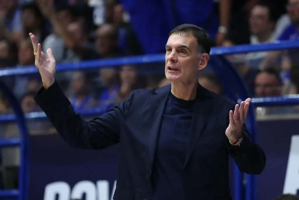 Ατάκες που θα…συζητηθούν από Μπαρτζώκα μετά το Ηρακλής-Ολυμπιακός