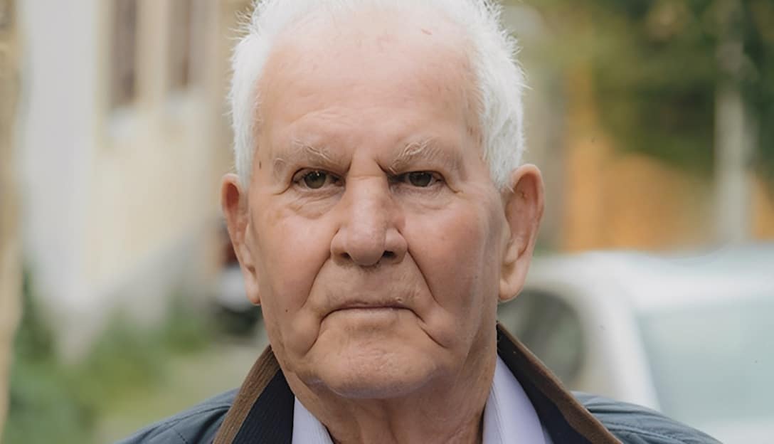 Η απίστευτη ιστορία του 76χρονου κύριου Λευτέρη – Παντρεύτηκε στα 16 και πλέον έχει 10 εγγόνια, 10 δισέγγονα και τρισέγγονο
