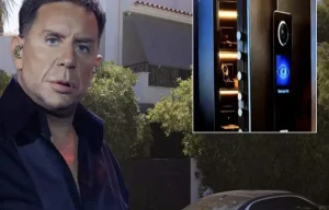 EKTAKTO: ΟΛΙΚΗ ΑΝΑΤΡΟΠΗ ΜΕ ΤΟ ΧΡΗΜΑΤΟΚΙΒΩΤΙΟ ΤΟΥ ΜΑΖΩΝΑΚΗ – ΤΙ ΑΝΤΙΚΡΥΣΑΝ ΟΙ ΑΣΤΥΝΟΜΙΚΟΙ ΜΟΛΙΣ ΤΟ ΑΝΟΙΞΑΝ
