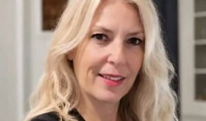 «Έχω κάνει 60 πλασμαφαιρέσεις» – Η Ουρανία Τσιρίκου σπάει τη σιωπή της και εξηγεί το μοιραίο λάθος με τον Γιώργο Μαζωνάκη