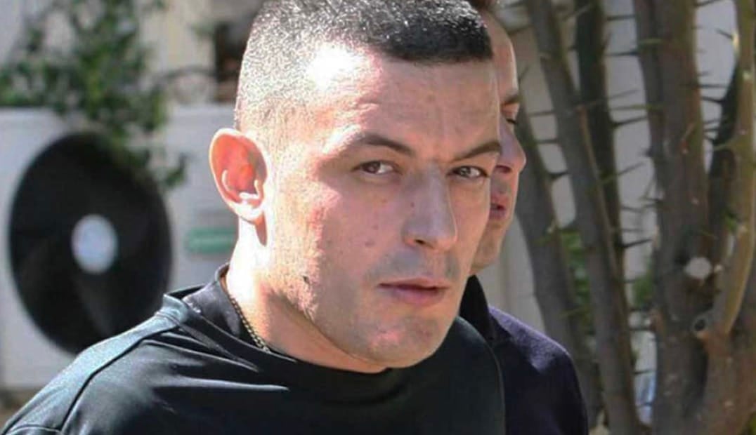 Εκτός Ελλάδας ο Αλκέτ Ριζάι - Διέφυγε με «περιπολικό» σαν αστυνομικός