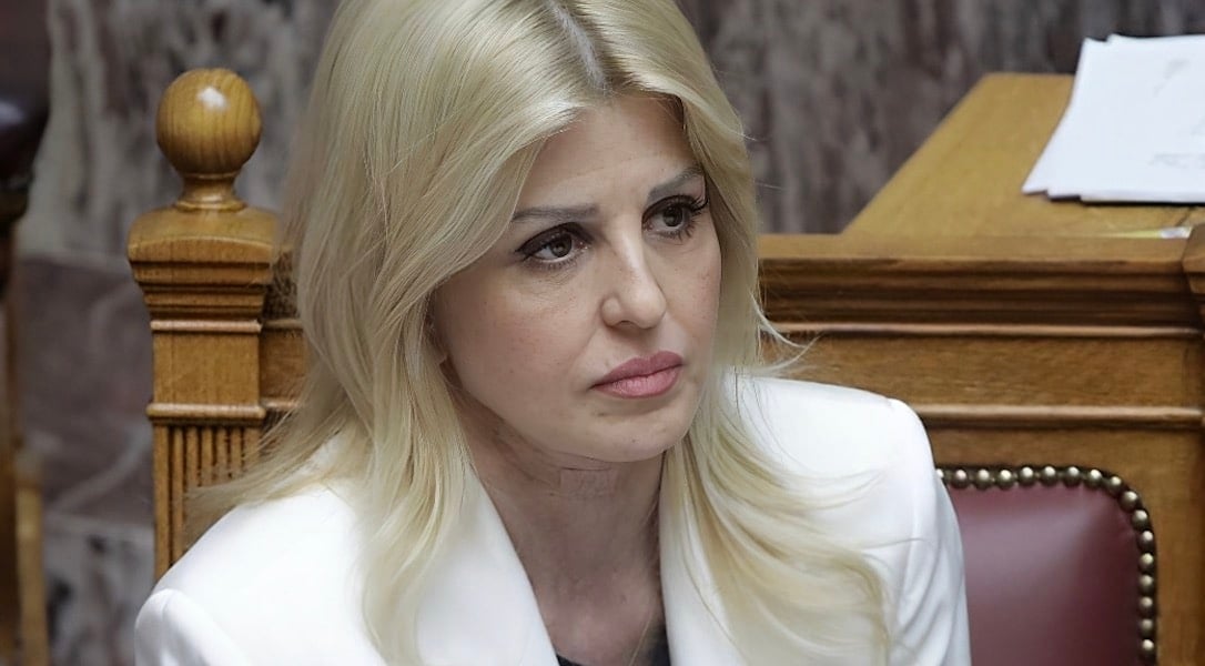Βαρύ πένθος για την Έλενα Ράπτη