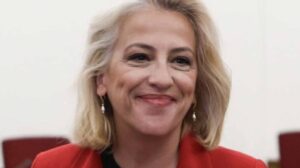 Δούρου: «Ο ΣΥΡΙΖΑ θα είναι στην επόμενη Βουλή γιατί πρέπει να ακούγεται η φωνή της ανανεωτικής, ριζοσπαστικής Αριστεράς»