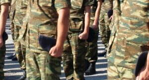Ξεχειλίζουν τα στρατόπεδα από νεοσύλλεκτους – Ο ρόλος των αλλαγών στις αναβολές