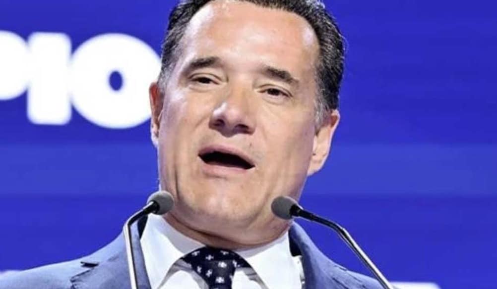 Άδωνις: «Τζάμπα φάρμακα, νοσοκομεία και παραλία έχουν οι πάμφτωχοι Έλληνες»