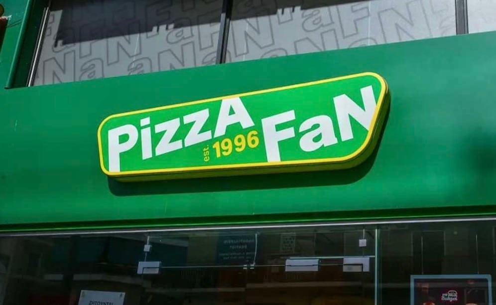 ΑΝΟΙΓΟΥΝ ΞΑΝΑ ΤΑ ΚΑΤΑΣΤΗΜΑΤΑ ΤΗΣ PIZZA FAN