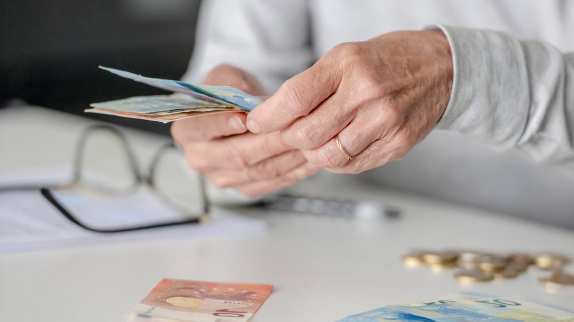 Δυσάρεστα νέα για χιλιάδες συνταξιούχους και κληρονόμους